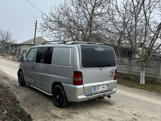 Mercedes Vito foto 2