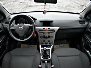 Opel Astra foto 7