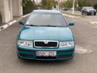 Skoda Octavia foto 2