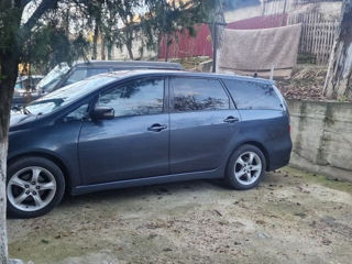 Mitsubishi Grandis foto 4