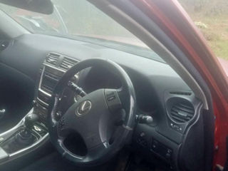 Lexus is 220d foto 4