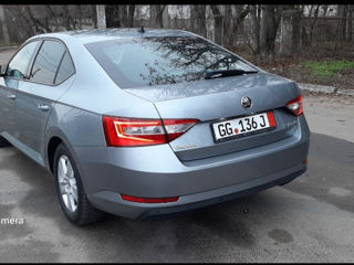 Skoda Superb foto 5