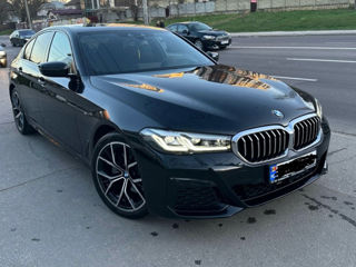 BMW 5 Series foto 1