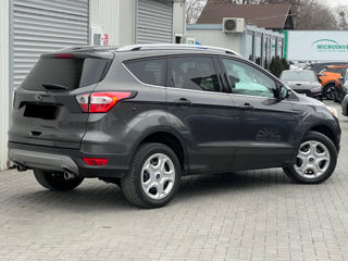 Ford Kuga foto 4