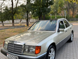 Mercedes Series (W124)