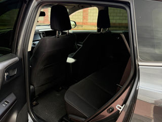 Toyota Rav 4 фото 6