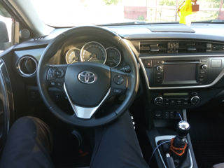 Toyota Auris foto 9