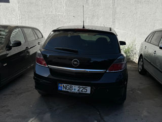 Opel Astra foto 8