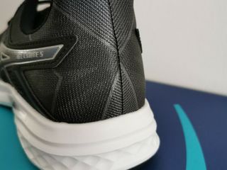 Asics gel-excite 5 новые кроссовки оригинал . foto 4