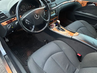 Mercedes E-Class foto 7