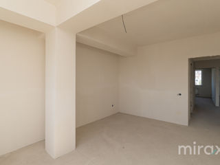 Apartament cu 3 camere, 83 m², Buiucani, Chișinău foto 11