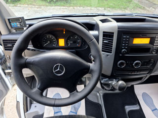 Mercedes 319 Frigider XXL foto 7