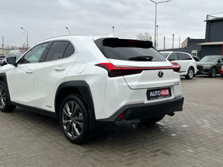 Lexus UX foto 6