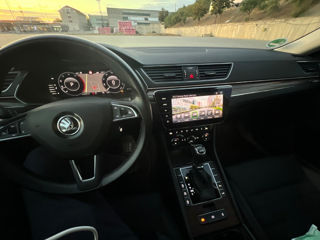 Skoda Superb foto 9