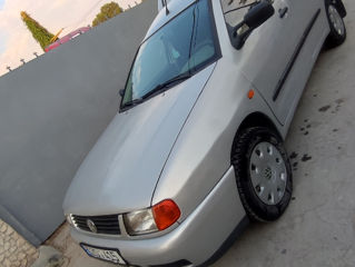 Volkswagen Caddy foto 2