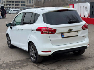 Ford B-Max foto 8