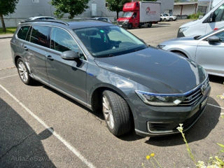 Volkswagen Passat foto 2