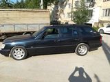 Mercedes Series (W124) foto 4