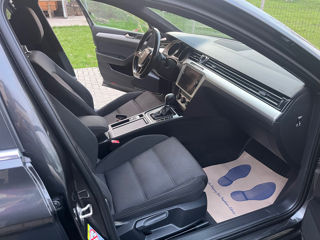 Volkswagen Passat foto 7