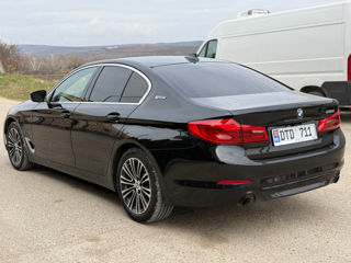 BMW 5 Series foto 2