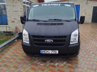 Ford Transit Connect foto 2