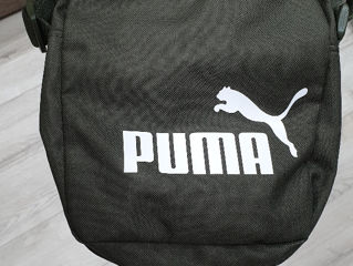 Vând gentuță Puma