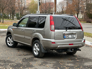 Nissan X-Trail foto 5