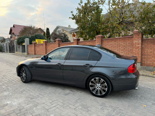 BMW 3 Series foto 5