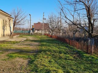 Urgent! Spatiu comercial pentru producere de 215.6 m.p. + teren aferent de 26.40 ari