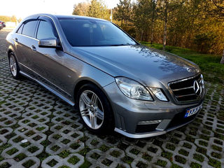 Mercedes E Class foto 2