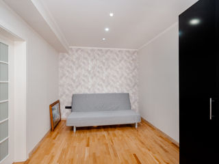 Apartament cu 2 camere, 100 m², Centru, Chișinău foto 6