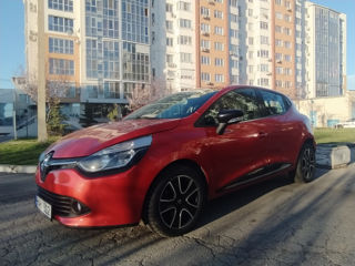 Renault Clio foto 1