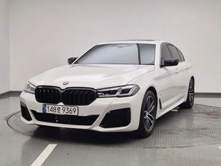 BMW 5 Series foto 1