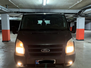 Ford Transit Connect foto 2