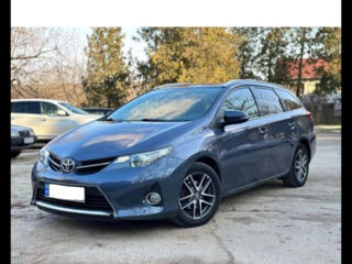 Toyota Auris foto 3