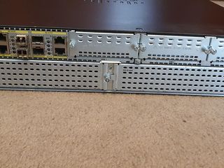 Cisco 4451-X Integrated Services Router foto 2