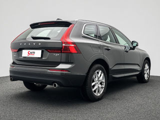 Volvo XC60 фото 3