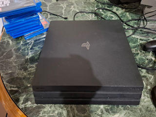 PS 4 PRO