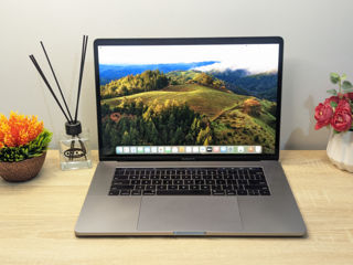 Macbook Pro 15 2019 (i9-9880h 2.3ghz/ 32gb Ram/ 4tb Ssd/ Retina)