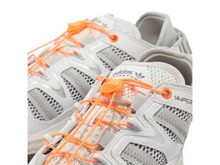 Pantofi de antrenament adidas Originals Hyperturf NS în alb foto 6