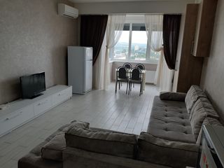 Chirie! Apartament cu 2 camere, euroreparație, Centru, Lev Tolstoi, Sky House! foto 2