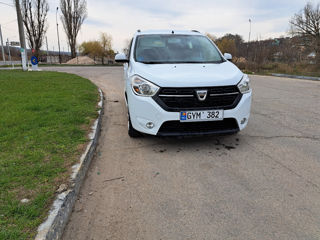 Dacia Lodgy foto 2