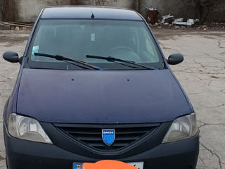 Dacia Logan foto 4