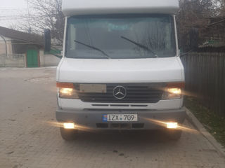 Mercedes Vario 614d