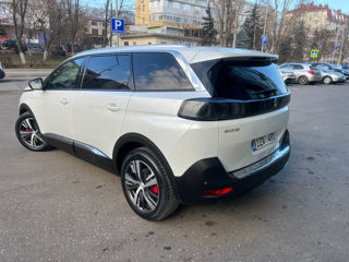 Peugeot 5008 foto 3