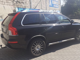 Volvo XC90 foto 1