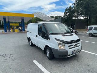 Ford transit foto 2