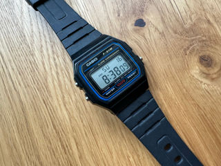 Casio F-9W foto 6