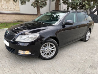 Skoda Octavia foto 3