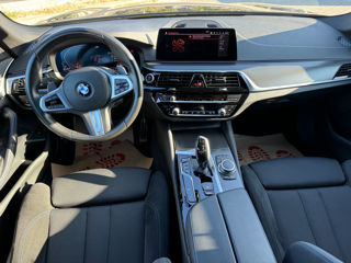 BMW 5 Series foto 9